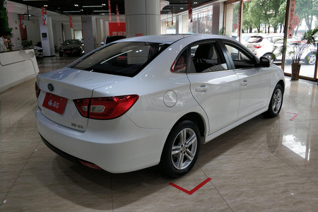 宜春二手奔腾B30 2019款 1.6L 手自一体 舒适型