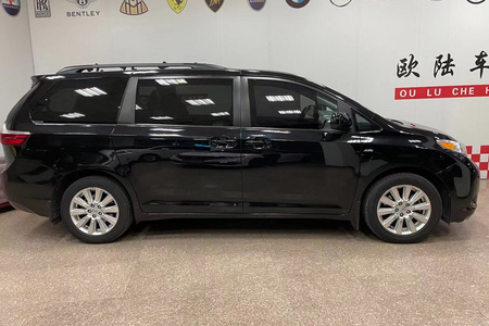 莱芜二手丰田Sienna 2018款 塞纳 3.5L 四驱 LE 7座