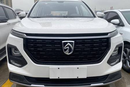 甘孜二手宝骏530 2020款 1.5T CVT 尊贵互联型 7座