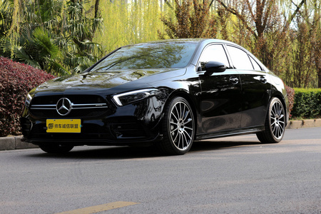 南京二手奔驰A级 AMG 2019款 A 35 L 4MATIC